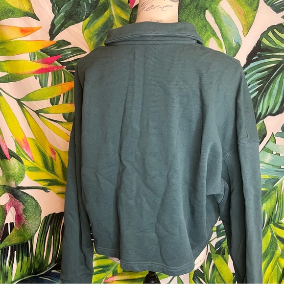 Under Armour Forest Green M/L Loose Crop Casual Spring Fall 1/4 Zip Sweatshirt - Picture 3 of 11